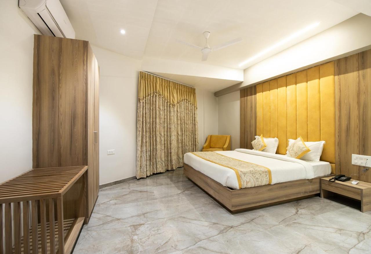 Palette - Hotel Welcome Kadi 外观 照片