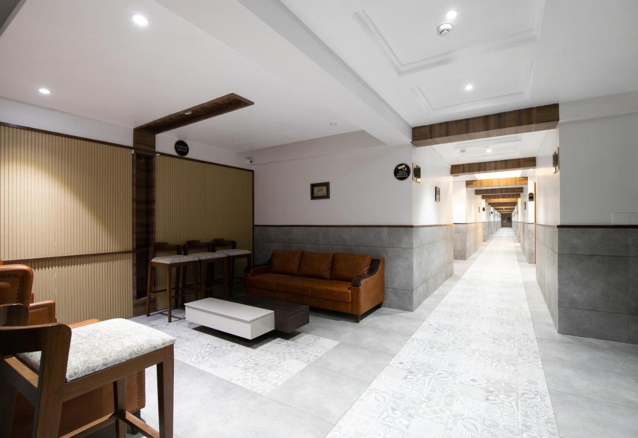 Palette - Hotel Welcome Kadi 外观 照片